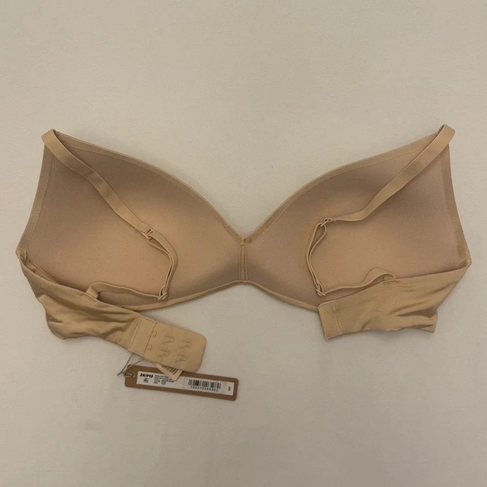 Skims Wireless Form Push Up Plunge Bra, 32DD, Sand, NWT, MSRP $54